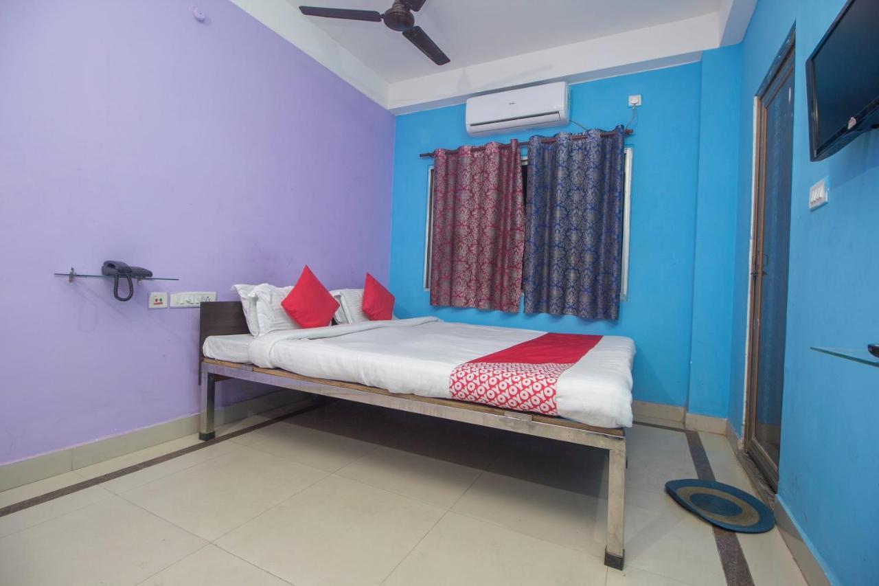 Spot On 24229 Radharani Lodge سيليجوري المظهر الخارجي الصورة